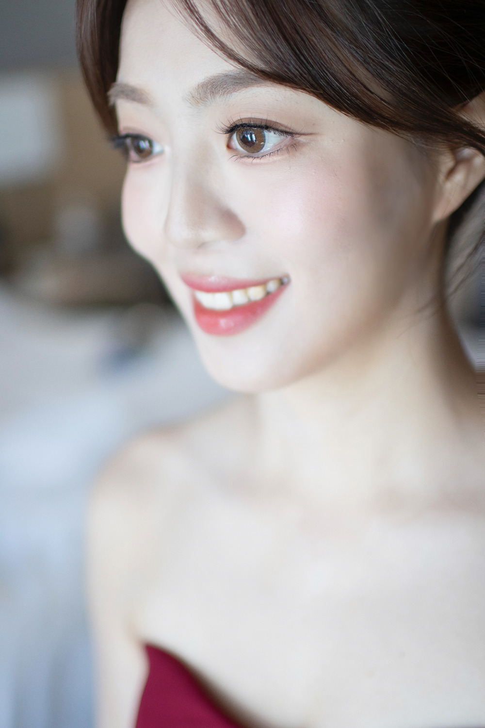 新秘,千金感新娘妝容,單眼皮眼型調整,新娘白紗造型,新娘秘書,清透自然妝感