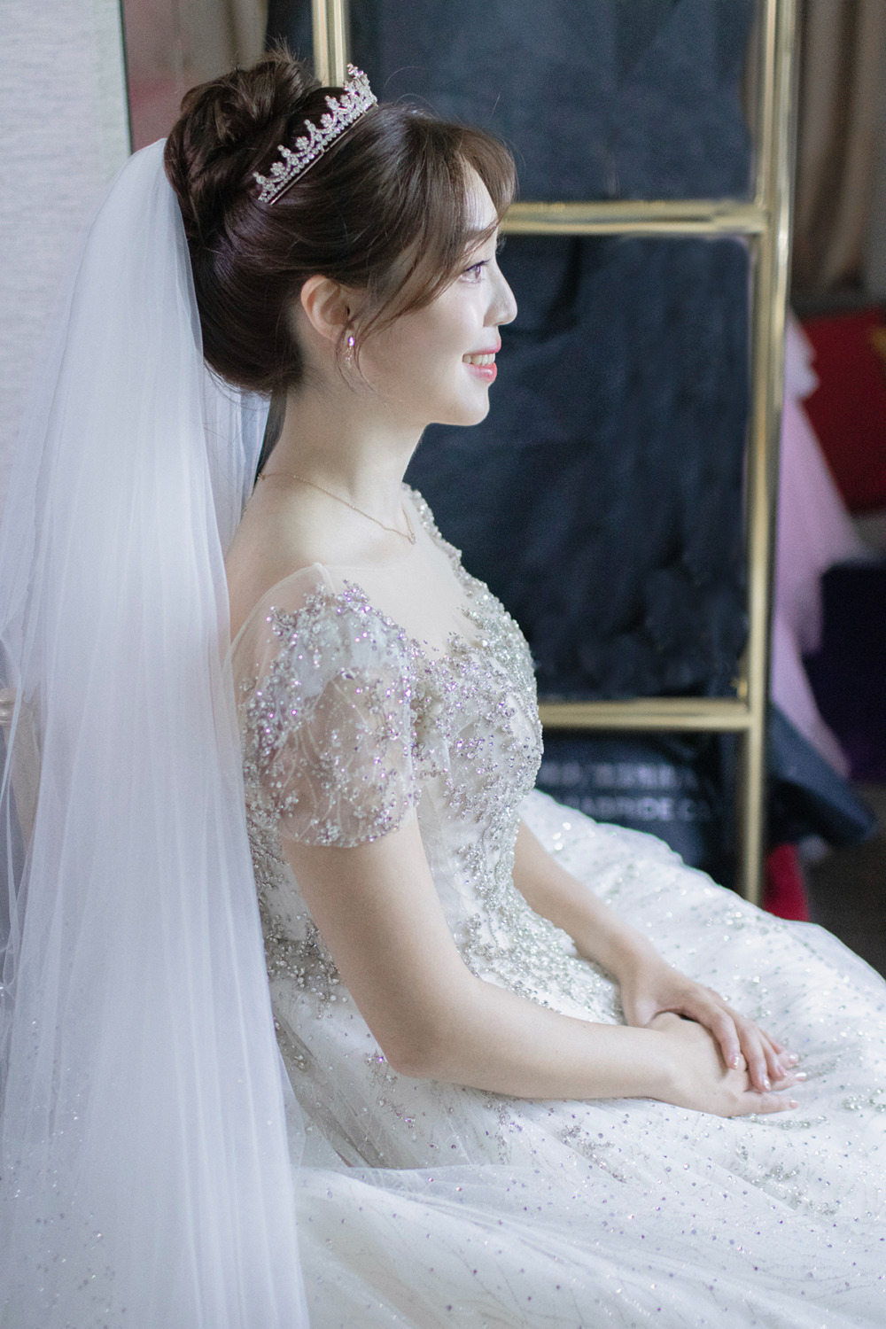 新秘,千金感新娘妝容,單眼皮眼型調整,新娘白紗造型,新娘秘書,清透自然妝感