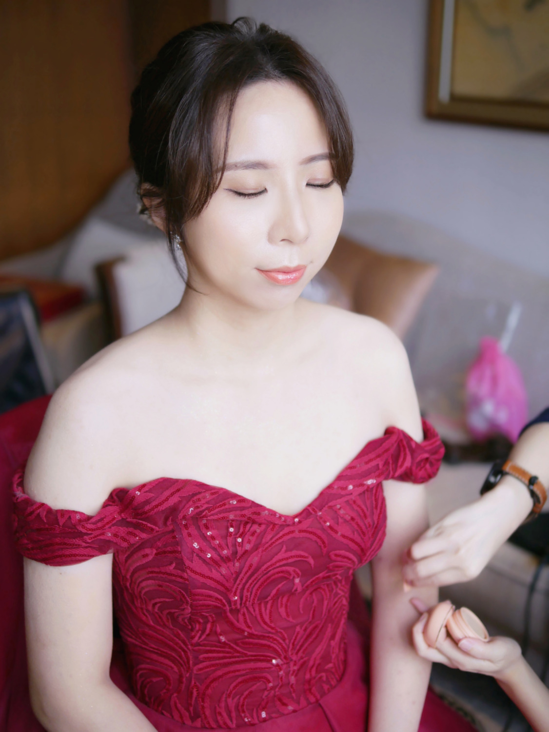 單眼皮新娘 輕透自然妝感, 新秘, 新娘造型, 新娘推薦, 白紗造型 線條感新娘造型 短髮新娘造型 清透妝感