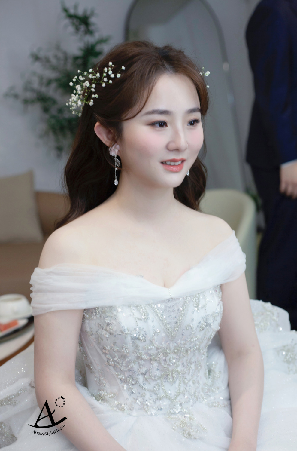 白紗造型,花藝新秘,仙女系新娘,輕透妝感,森林系,新娘秘書
