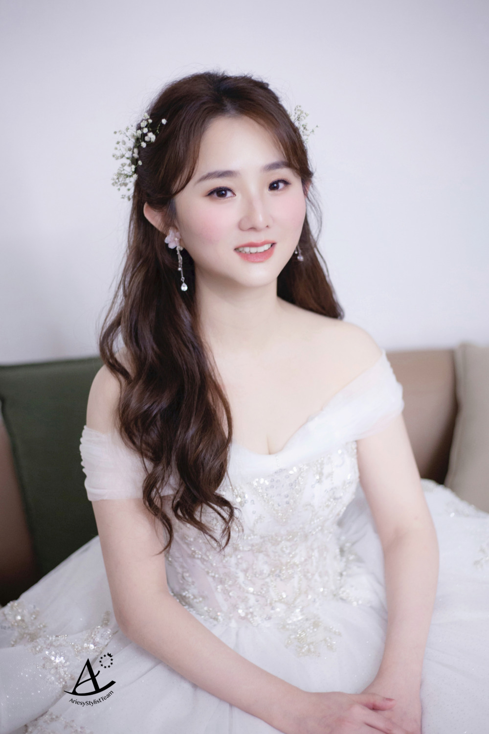 白紗造型,花藝新秘,仙女系新娘,輕透妝感,森林系,新娘秘書