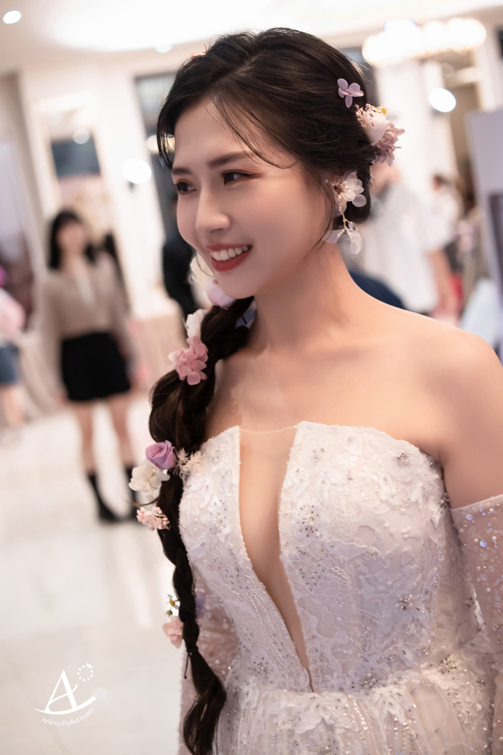 桃園新秘,白紗造型,澎拜花藝,花藝,側編髮