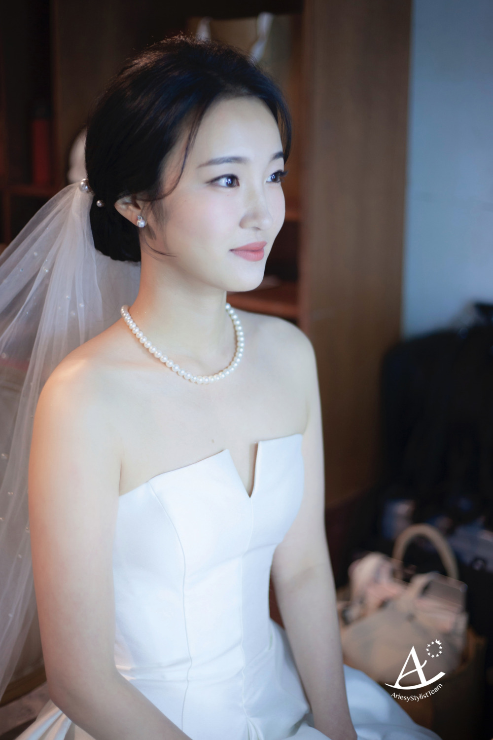 新娘秘書,新娘造型,白紗造型,美式,戶外婚禮造型,輕透妝感,編髮新秘,黑髮新娘