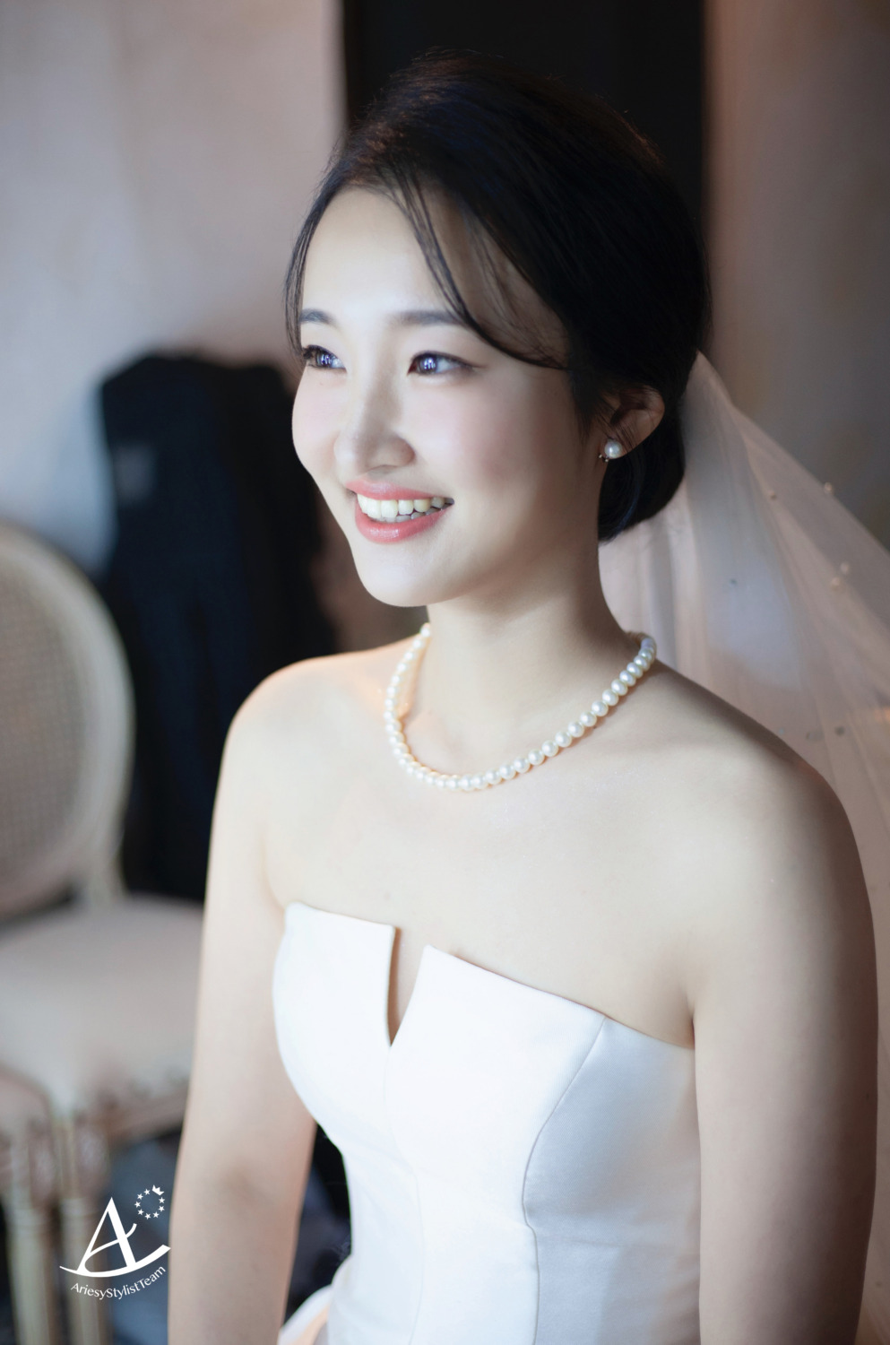 新娘秘書,新娘造型,白紗造型,美式,戶外婚禮造型,輕透妝感,編髮新秘,黑髮新娘