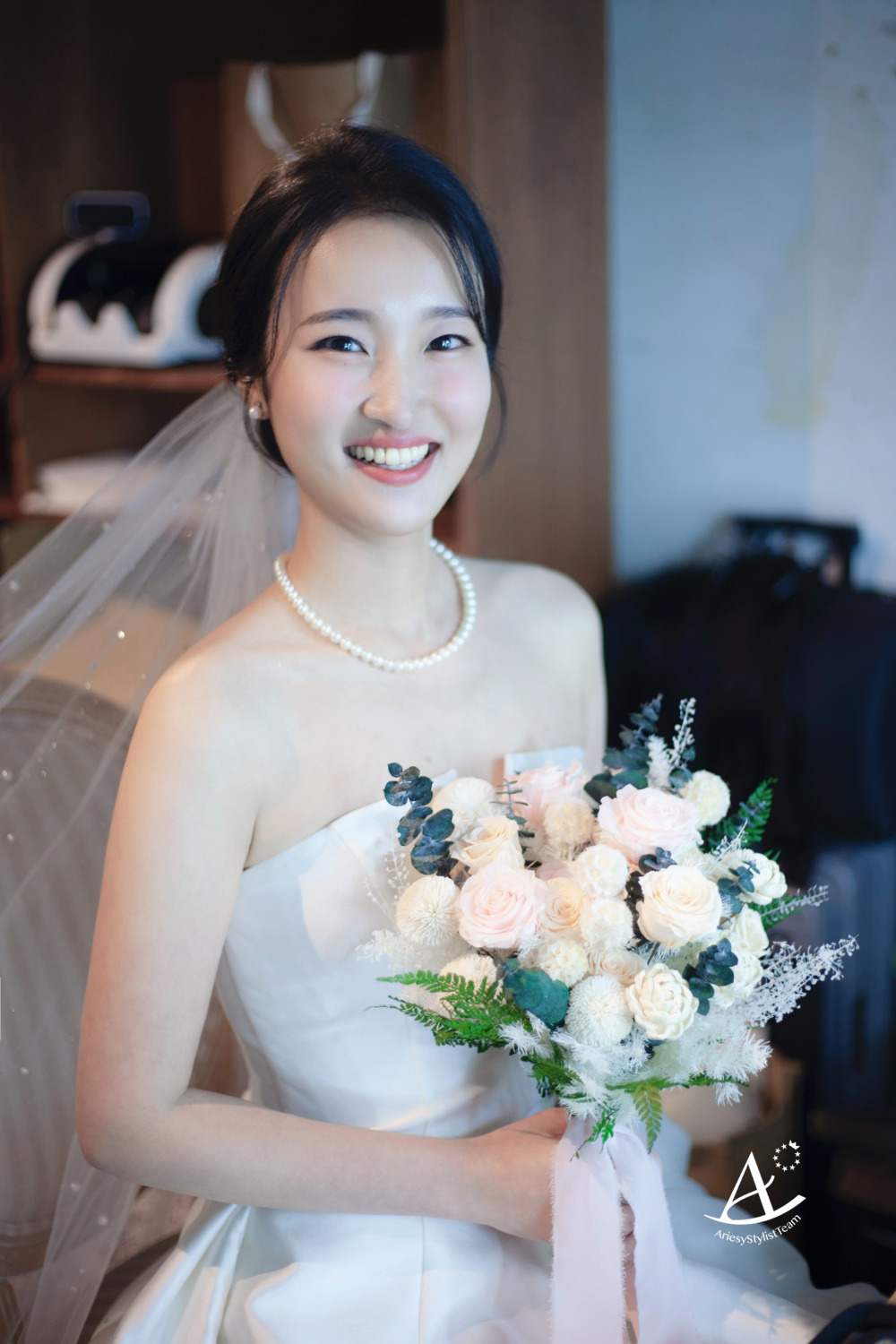 新娘秘書,新娘造型,白紗造型,美式,戶外婚禮造型,輕透妝感,編髮新秘,黑髮新娘