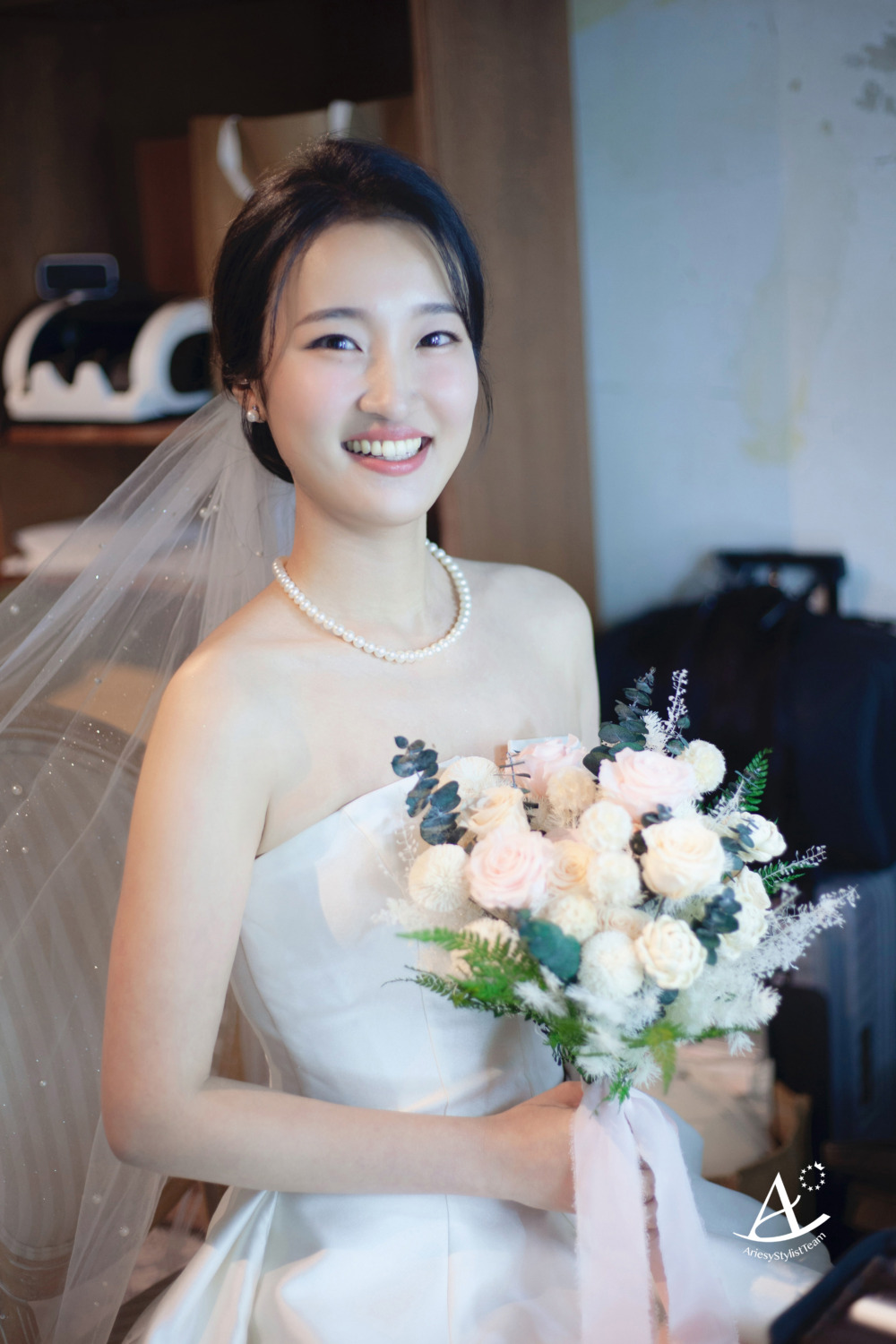 新娘秘書,新娘造型,白紗造型,美式,戶外婚禮造型,輕透妝感,編髮新秘,黑髮新娘