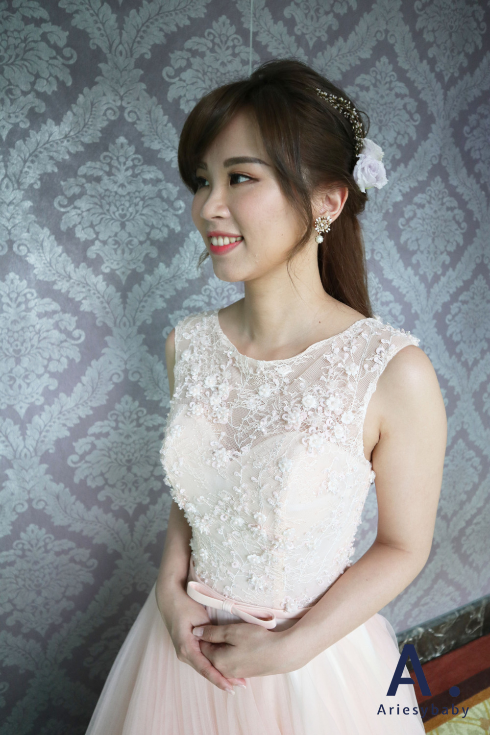 愛瑞思手工婚紗,Ariesybaby造型團隊,敬酒造型,花藝飾品,Bride