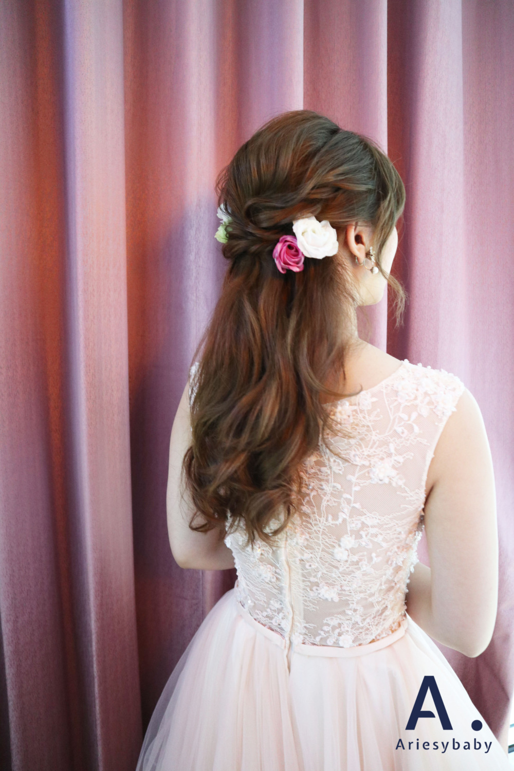 愛瑞思手工婚紗,Ariesybaby造型團隊,敬酒造型,花藝飾品,Bride