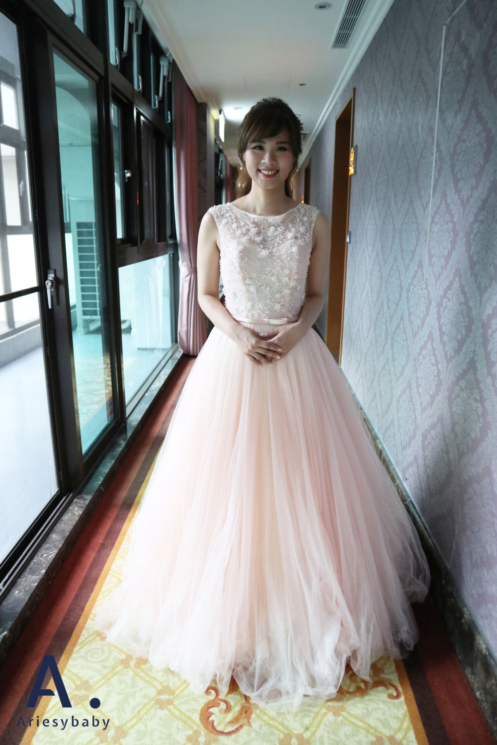 愛瑞思手工婚紗,Ariesybaby造型團隊,敬酒造型,花藝飾品,Bride