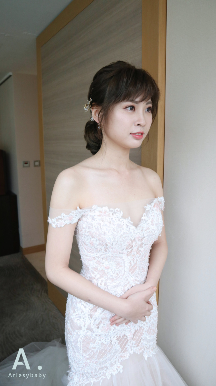Ariesybaby造型團隊,短髮新娘,台北新祕,新娘造型, ARIESY愛瑞思品牌訂製手工婚紗,鮮花捧花