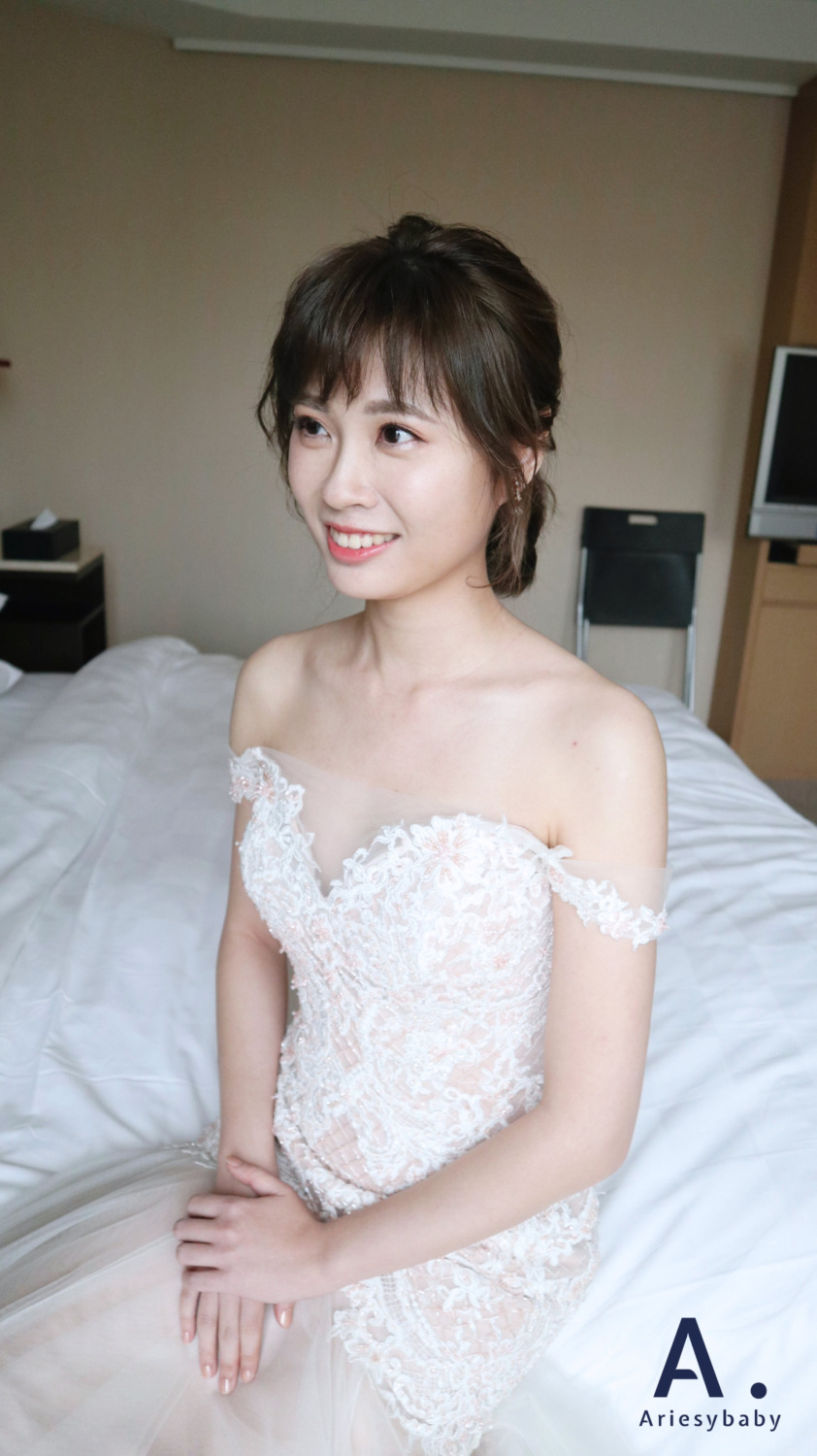 Ariesybaby造型團隊,短髮新娘,台北新祕,新娘造型, ARIESY愛瑞思品牌訂製手工婚紗,鮮花捧花