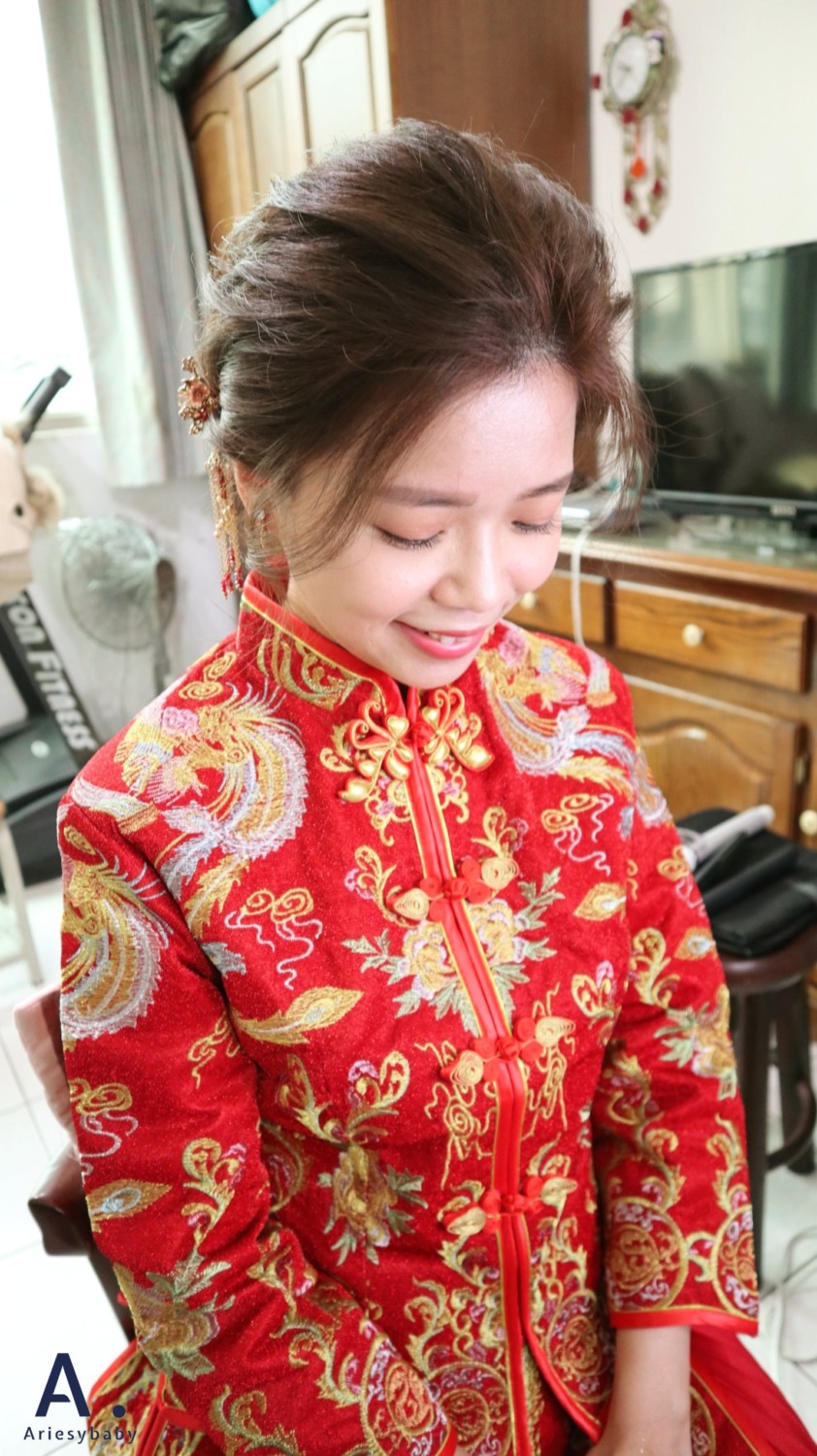 台北新祕,新祕,新娘秘書,秀禾服,文定造型,中式造型,Ariesybaby造型團隊,清透妝感,新娘造型