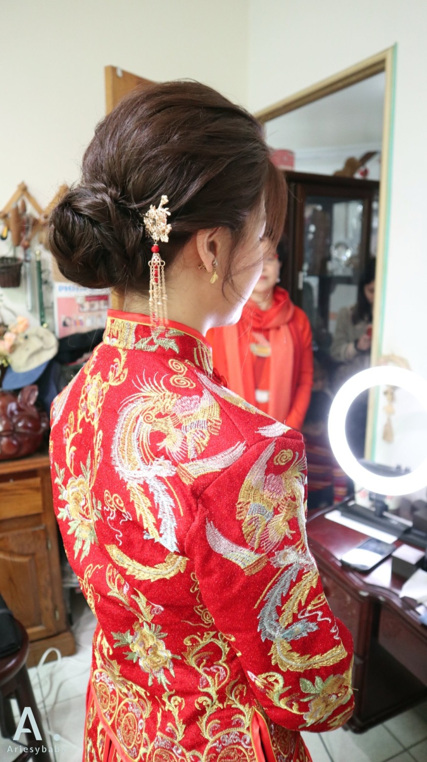 台北新祕,新祕,新娘秘書,秀禾服,文定造型,中式造型,Ariesybaby造型團隊,清透妝感,新娘造型