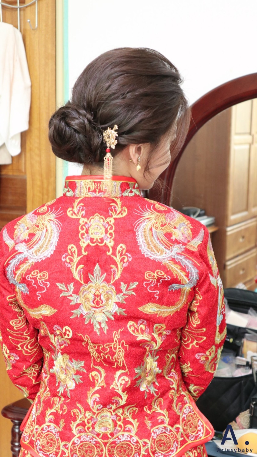 台北新祕,新祕,新娘秘書,秀禾服,文定造型,中式造型,Ariesybaby造型團隊,清透妝感,新娘造型