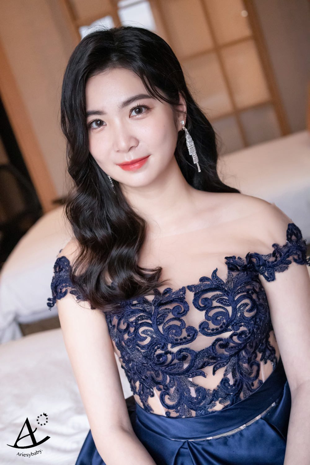 藍色晚禮服,氣質名媛風,黑髮新娘,台北新祕,新娘秘書