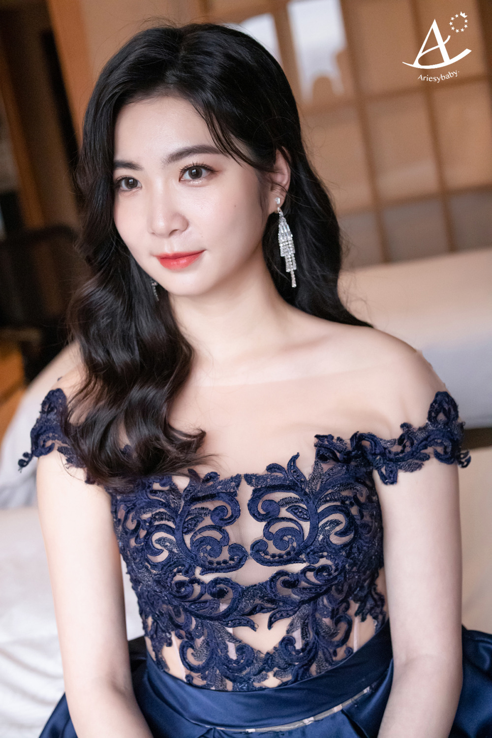 藍色晚禮服,氣質名媛風,黑髮新娘,台北新祕,新娘秘書