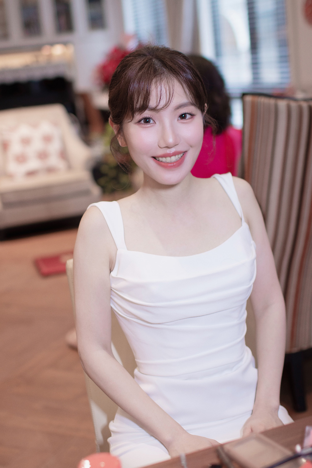 美式新娘造型,韓系教堂證婚新娘造型,萬豪酒店新娘,新秘推薦,新秘,新娘編髮造型,韓系妝感,自然眼型調整