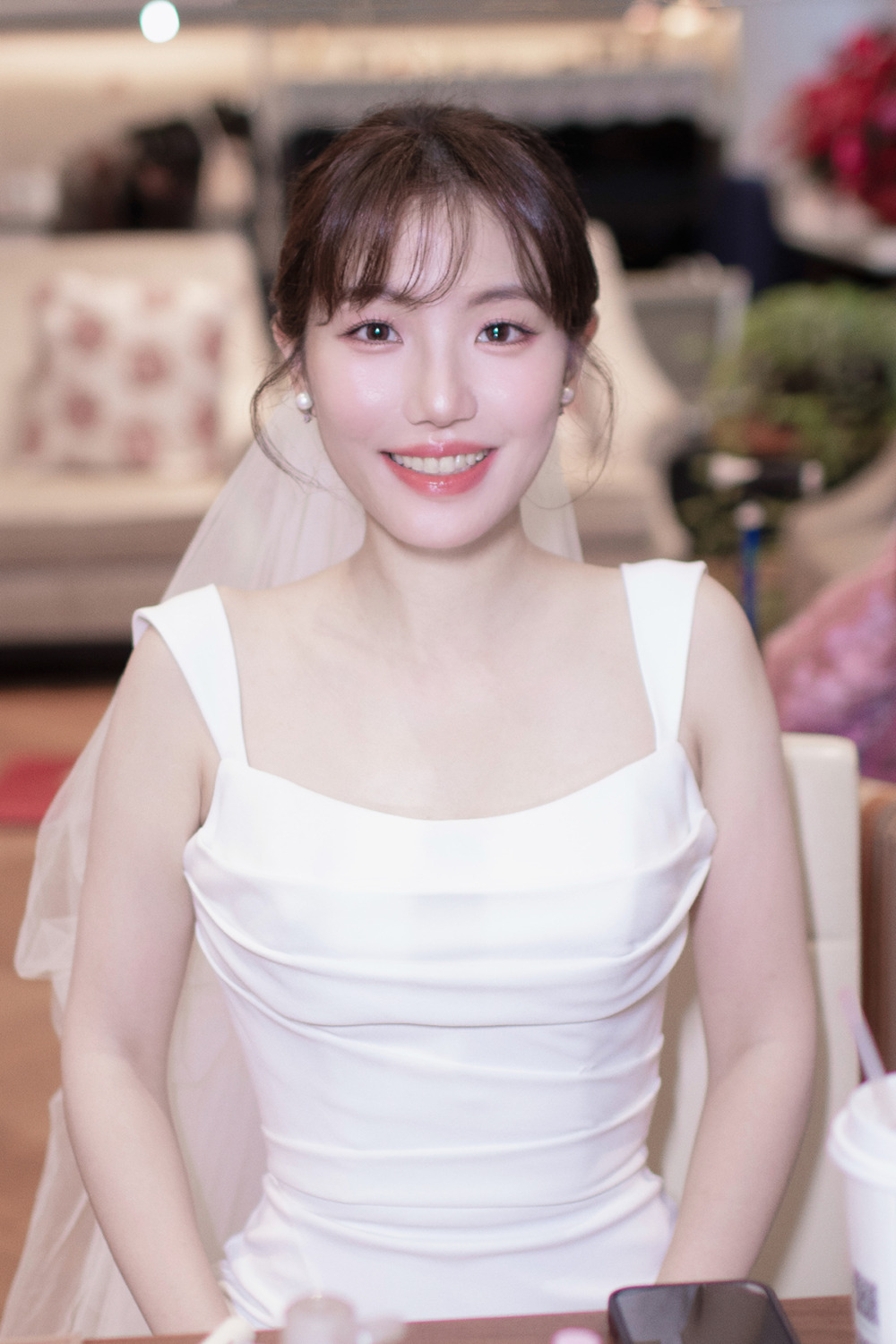 美式新娘造型,韓系教堂證婚新娘造型,萬豪酒店新娘,新秘推薦,新秘,新娘編髮造型,韓系妝感,自然眼型調整