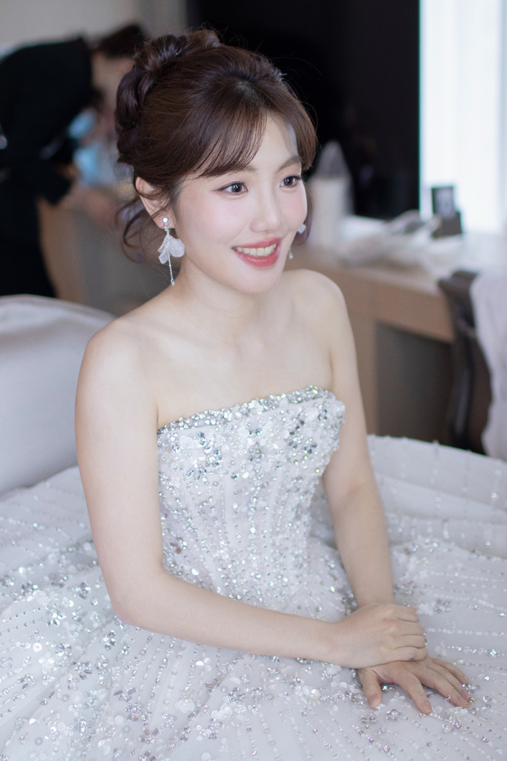 美式新娘造型,韓系教堂證婚新娘造型,萬豪酒店新娘,新秘推薦,新秘,新娘編髮造型,高端輕透妝感,自然眼型調整,千金新娘妝感