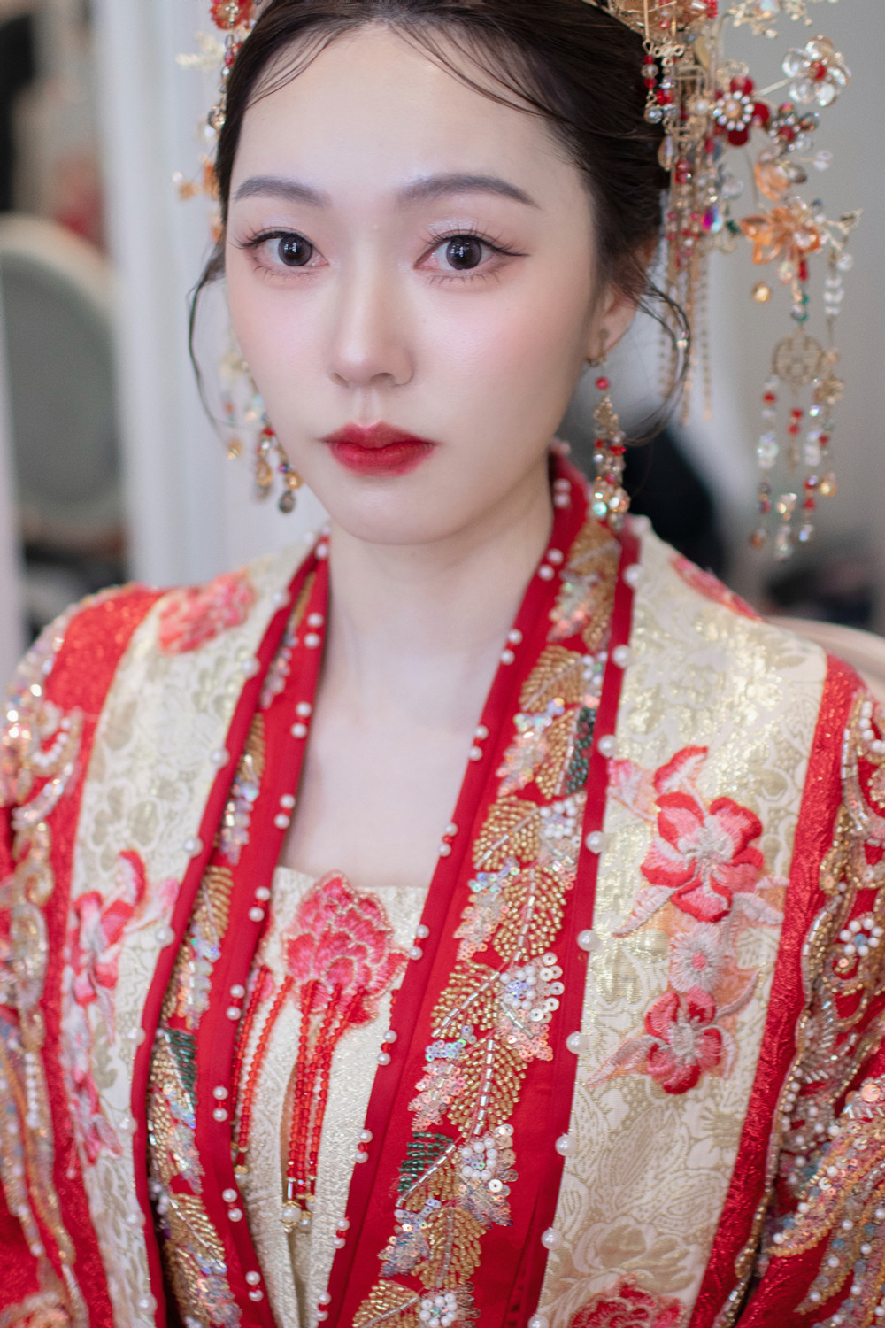 證婚新娘造型,台北新秘,經典漢服古裝新娘造型,新娘秘書,千金感新娘妝感,青青食尚花園飯店新娘造型,新娘古裝婚禮造型搭配