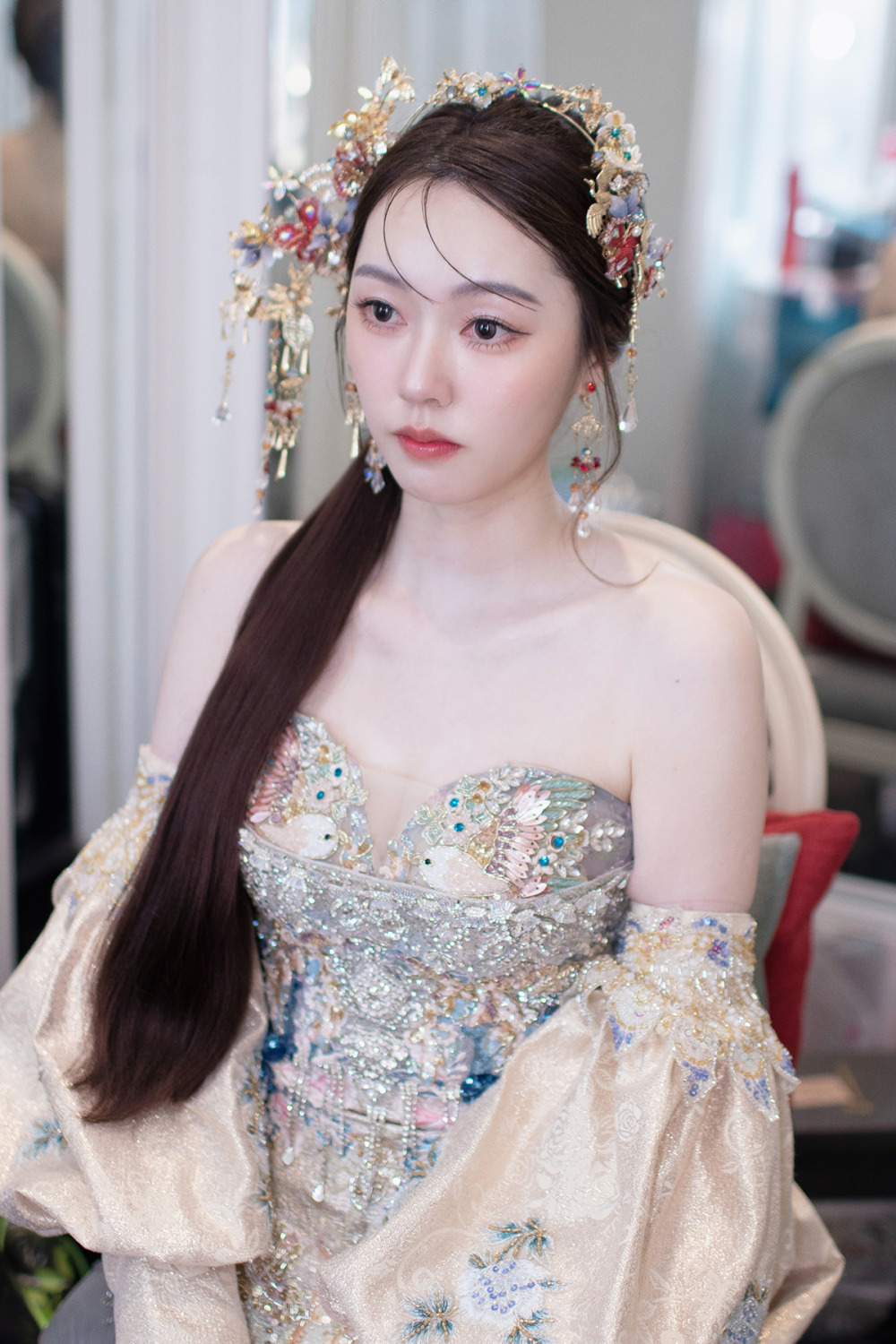 證婚新娘造型,台北新秘,經典漢服古裝新娘造型,新娘秘書,千金感新娘妝感,青青食尚花園飯店新娘造型,新娘古裝婚禮造型搭配