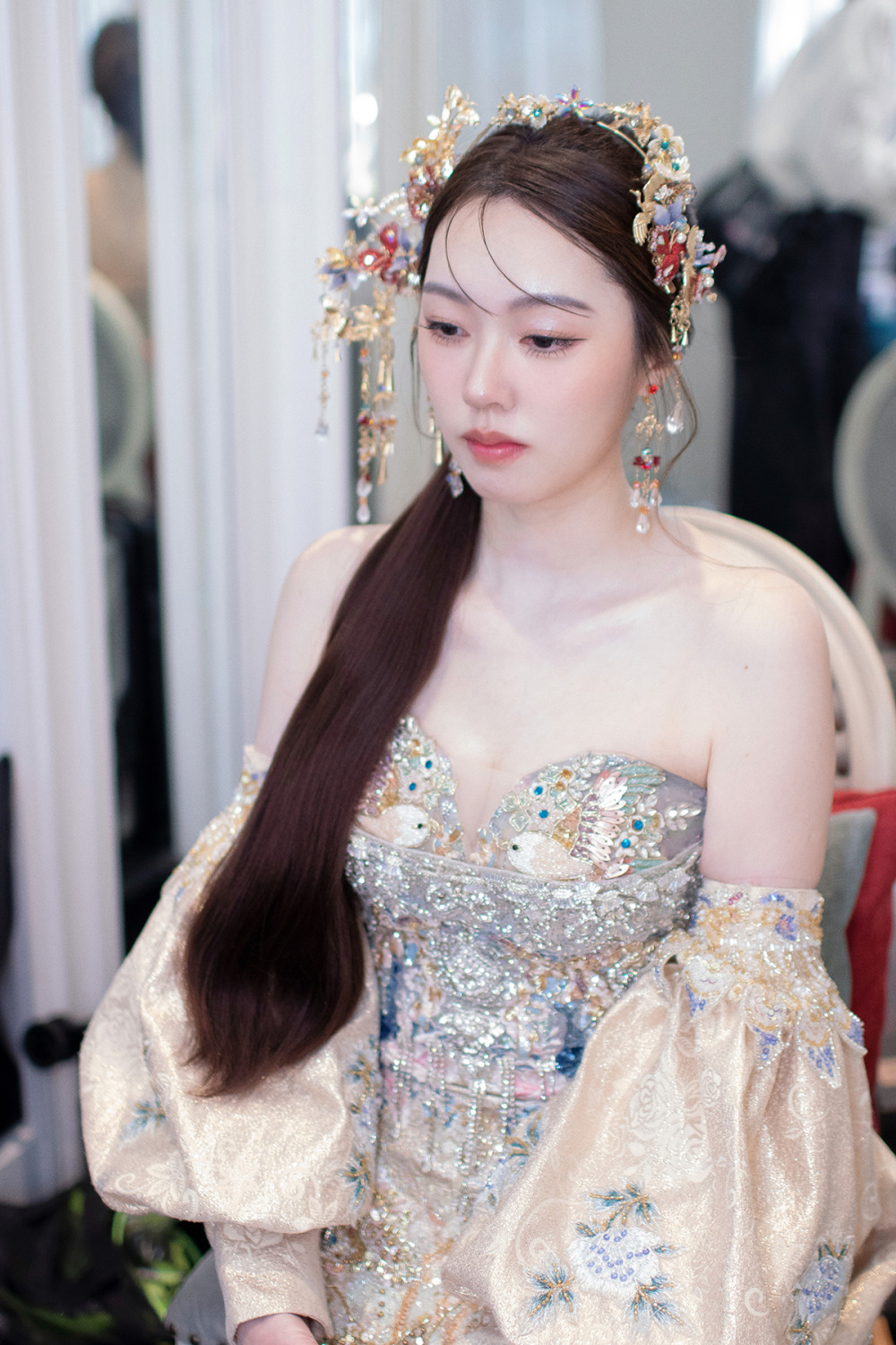 證婚新娘造型,台北新秘,經典漢服古裝新娘造型,新娘秘書,千金感新娘妝感,青青食尚花園飯店新娘造型,新娘古裝婚禮造型搭配