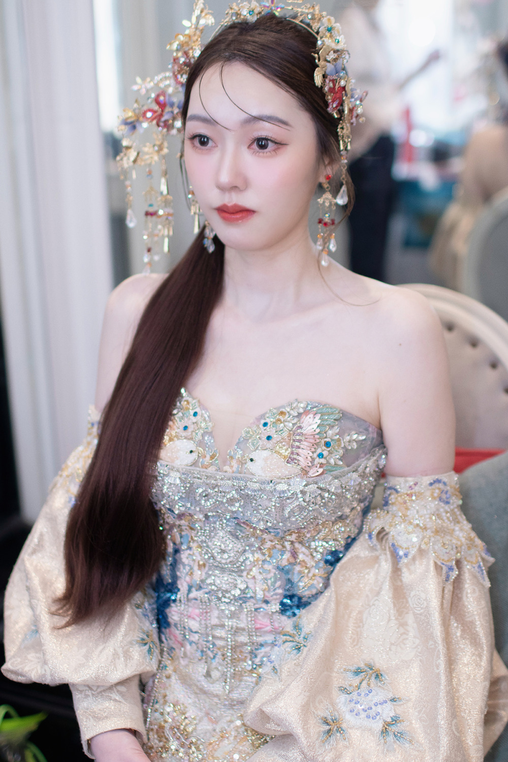 證婚新娘造型,台北新秘,經典漢服古裝新娘造型,新娘秘書,千金感新娘妝感,青青食尚花園飯店新娘造型,新娘古裝婚禮造型搭配