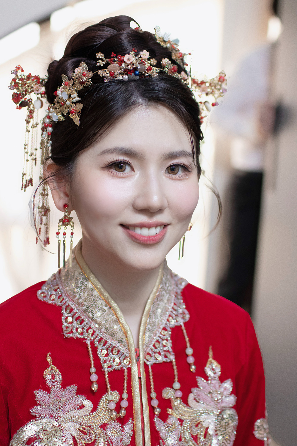 單眼皮新娘妝感,桃園新秘,韓系白紗造型,新秘推薦,清透新娘妝感,編髮造型,龍鳳褂新娘造型