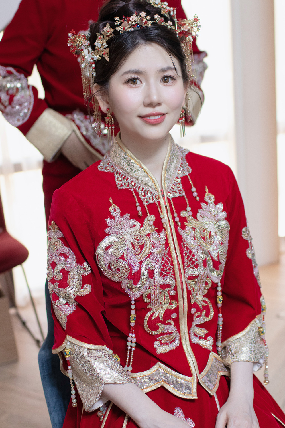 單眼皮新娘妝感,桃園新秘,韓系白紗造型,新秘推薦,清透新娘妝感,編髮造型,龍鳳褂新娘造型
