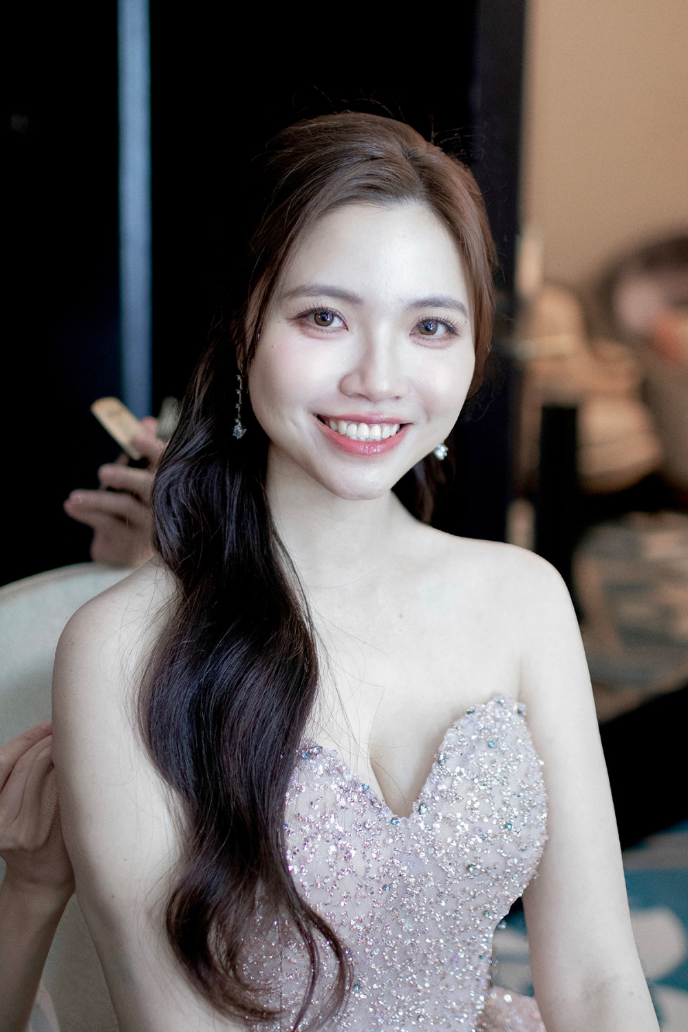 新秘,千金感新娘妝容,放髮新娘皇冠造型,經典白紗造型,新娘秘書,清透自然妝感