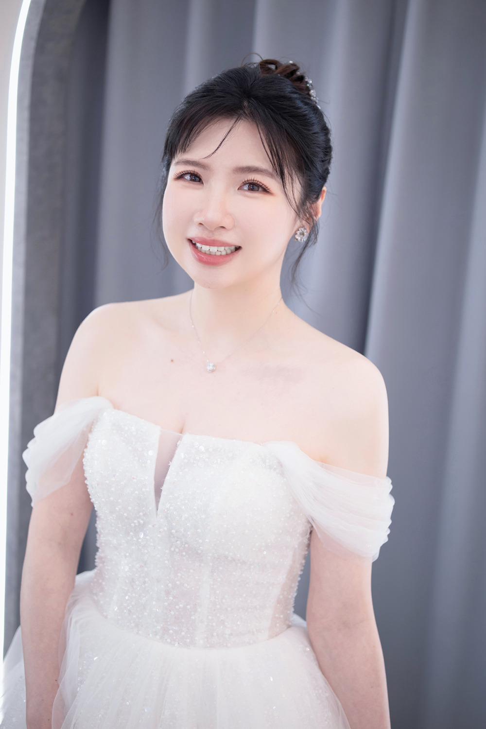 甜美可愛,新娘秘書,清新透亮妝感,白紗造型,新娘造型 甜美可愛,公主頭,新娘秘書,清新透亮妝感,新娘造型