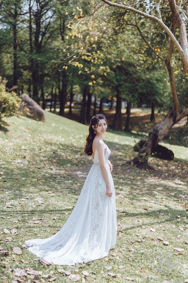 個人寫真,韓風緞面白紗,輕婚紗,婚紗個人寫真,Ariesy愛瑞思婚紗,婚攝大嘴,波希米亞婚紗