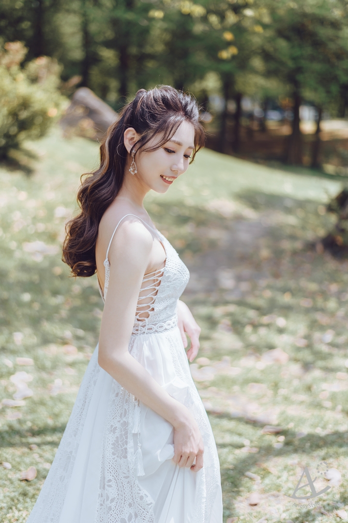 個人寫真,韓風緞面白紗,輕婚紗,婚紗個人寫真,Ariesy愛瑞思婚紗,婚攝大嘴,波希米亞婚紗