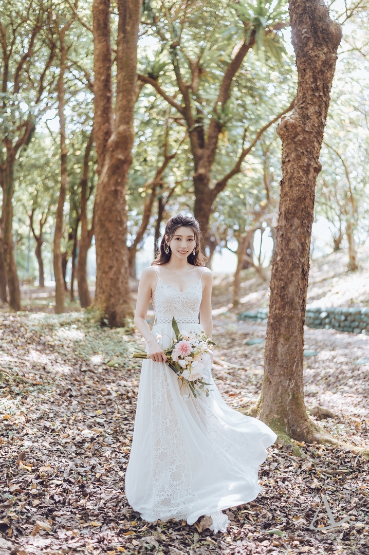 個人寫真,韓風緞面白紗,輕婚紗,婚紗個人寫真,Ariesy愛瑞思婚紗,婚攝大嘴,波希米亞婚紗