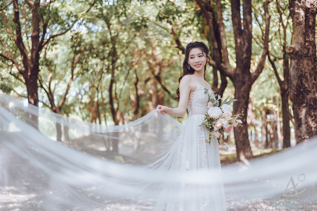 個人寫真,韓風緞面白紗,輕婚紗,婚紗個人寫真,Ariesy愛瑞思婚紗,婚攝大嘴,波希米亞婚紗
