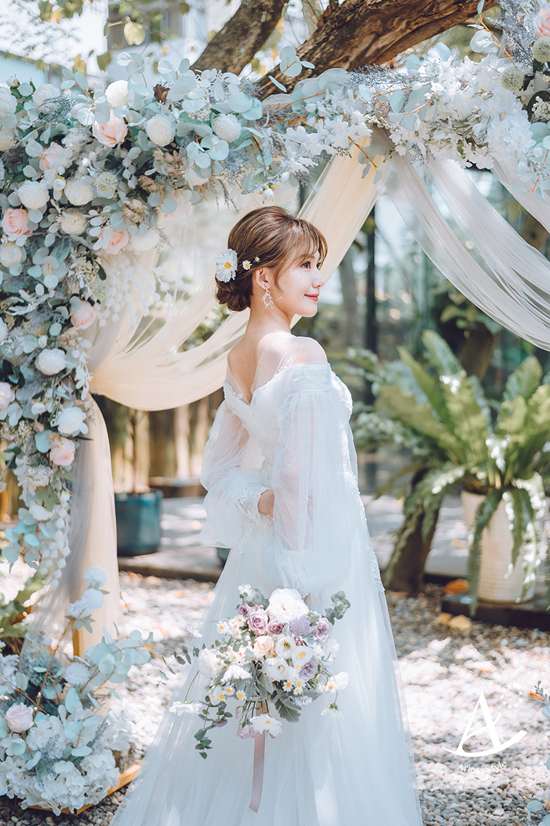 大院子婚禮,大院子美式戶外儀式,鮮花新秘,美式戶外婚禮輕婚紗 ,ariesy新秘團隊,ariesy愛瑞思婚紗,禮服出租