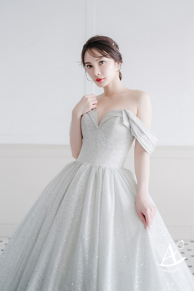 銀白紗婚紗,類白紗,銀白禮服,純宴客婚禮進場推薦婚紗,愛瑞思婚紗,Ariesy婚紗工作室