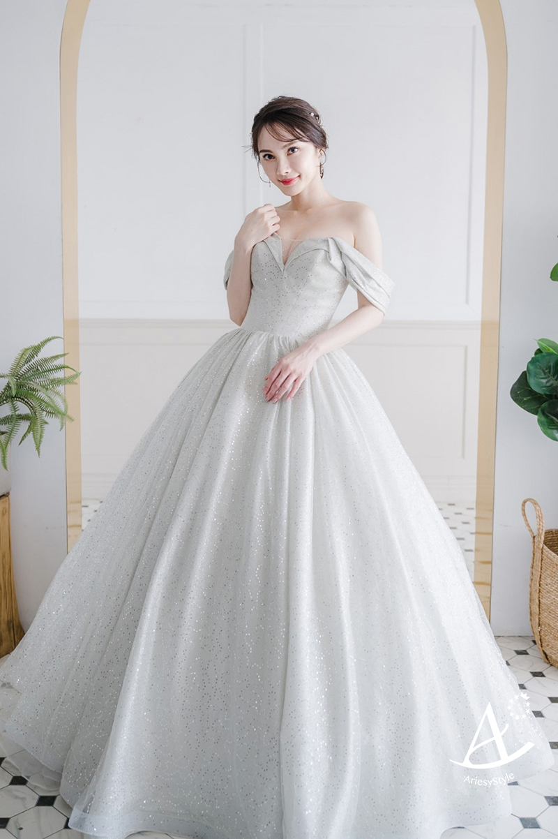銀白紗婚紗,類白紗,銀白禮服,純宴客婚禮進場推薦婚紗,愛瑞思婚紗,Ariesy婚紗工作室