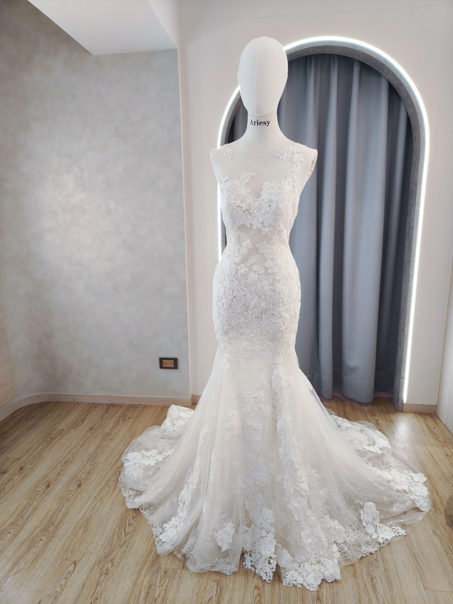 禮服出租,婚紗禮服工作室,自助婚紗,手工婚紗,清新典雅白紗,優雅白紗,浪漫輕婚紗