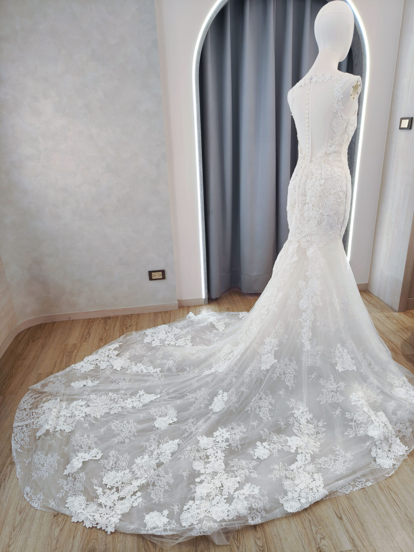 禮服出租,婚紗禮服工作室,自助婚紗,手工婚紗,清新典雅白紗,優雅白紗,浪漫輕婚紗